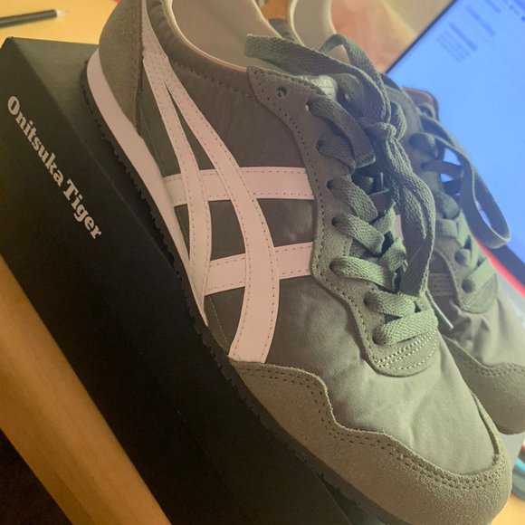 tiger brand shoes price